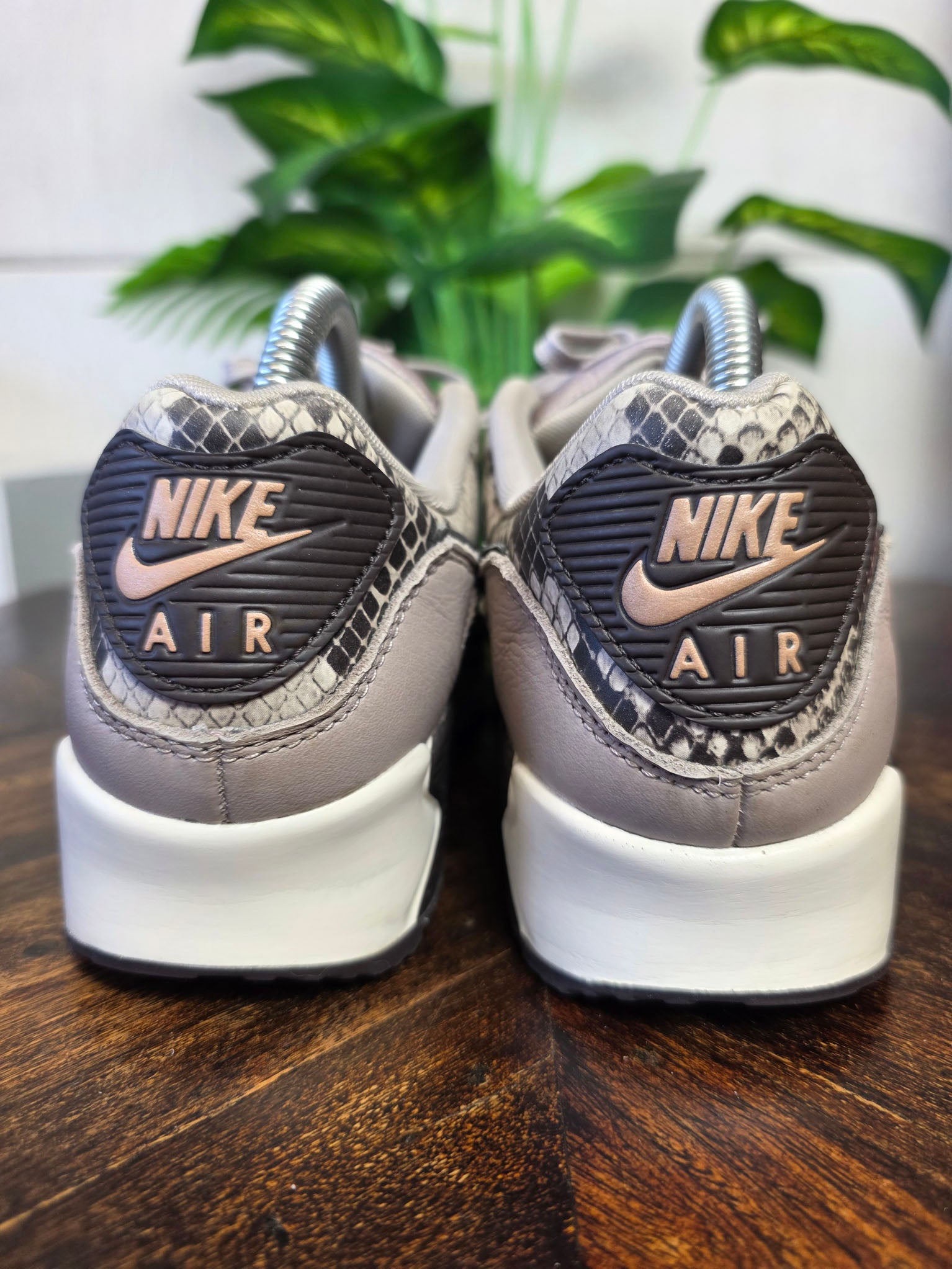 Nike Air Max 90 SE Snakeskin maat 38