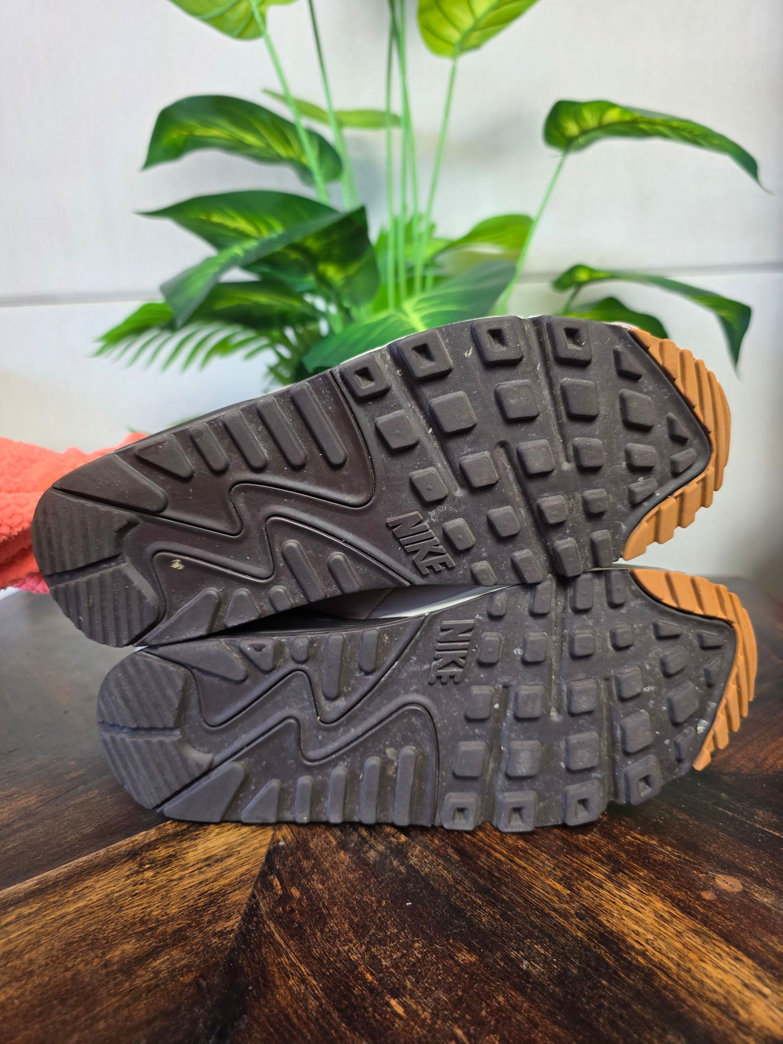 Nike Air Max 90 SE Snakeskin maat 38