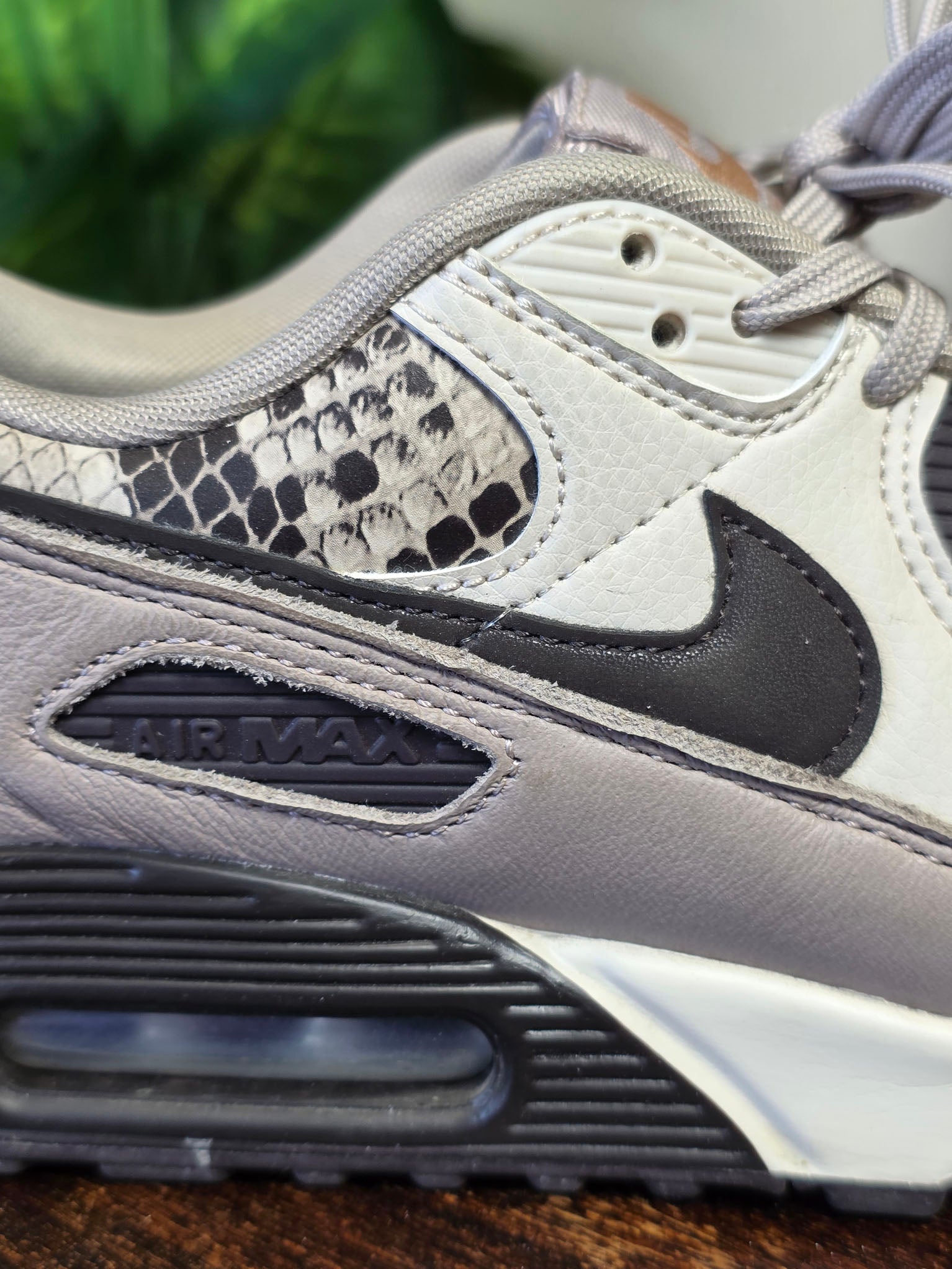 Nike Air Max 90 SE Snakeskin maat 38