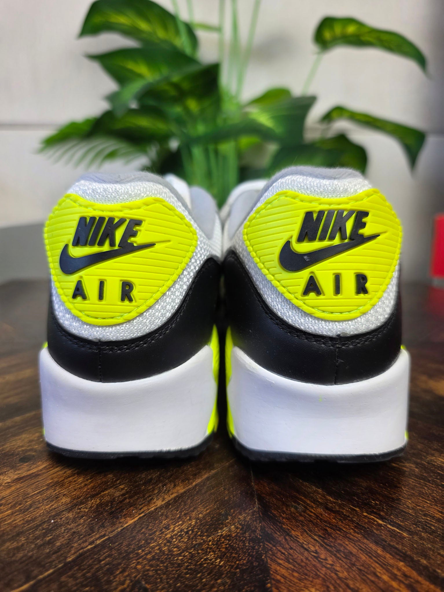 Nike Air Max 90 OG Volt maat 44