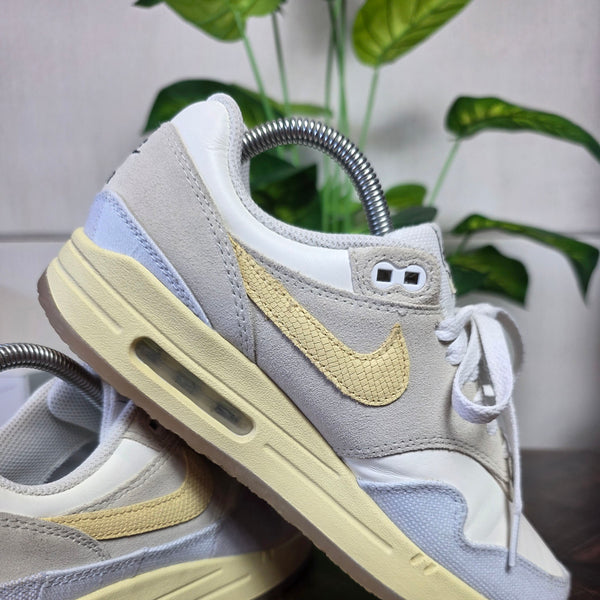 Nike Air Max 1 Crepe Light Bone maat 39