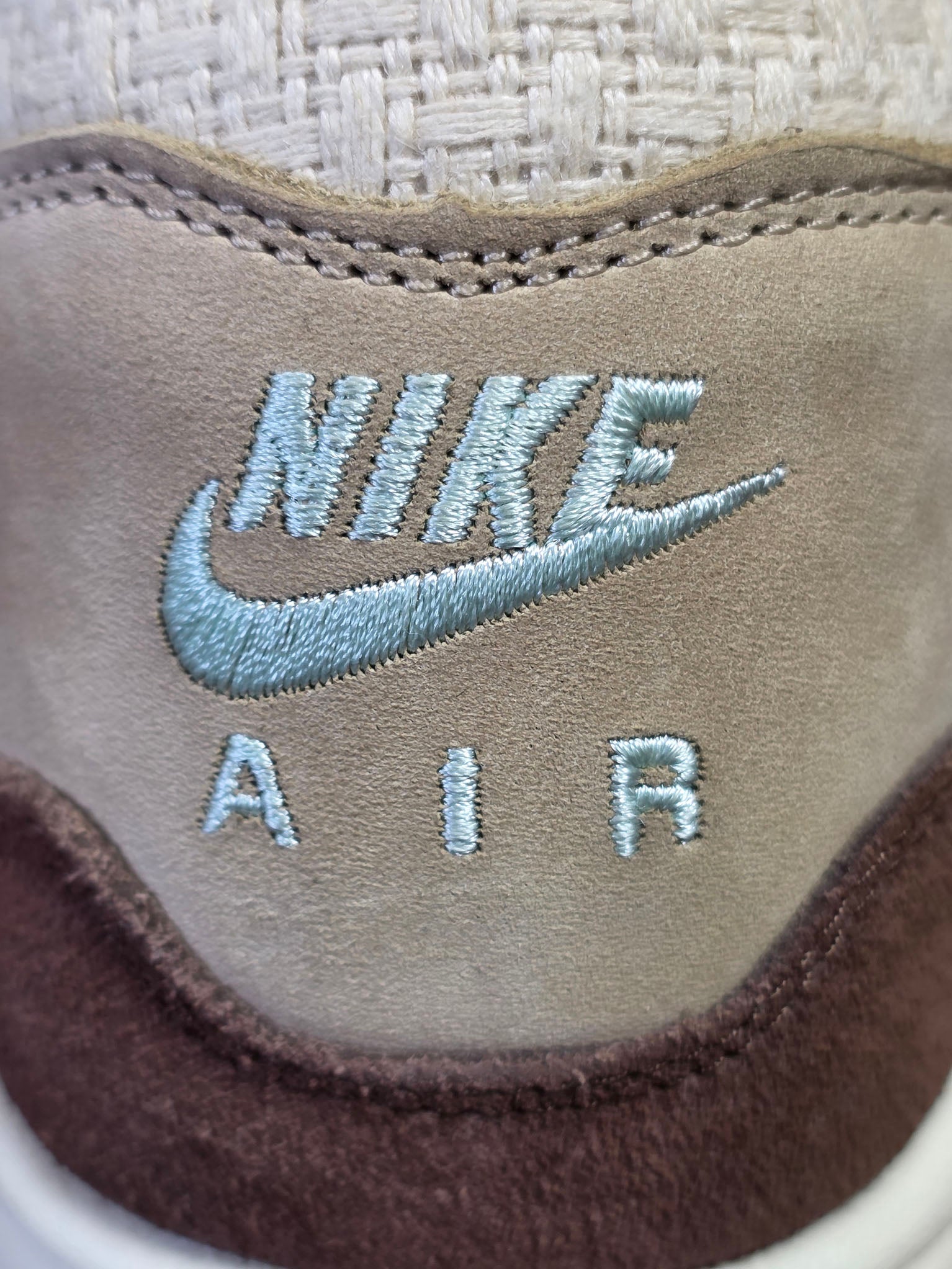 Nike Air Max 1 Crepe Hemp maat 49,5