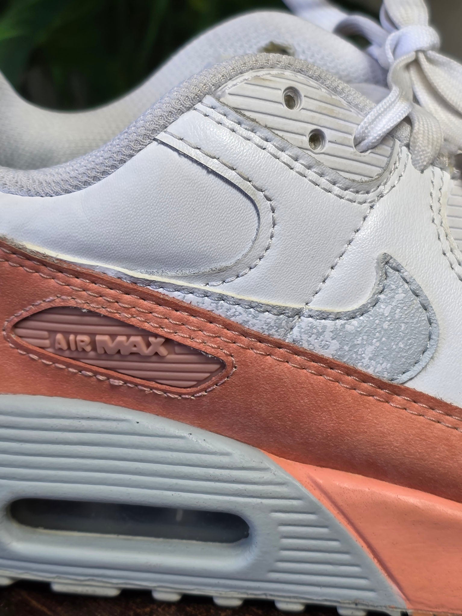 Nike Air Max LTR Rainbow Salmon maat 37,5