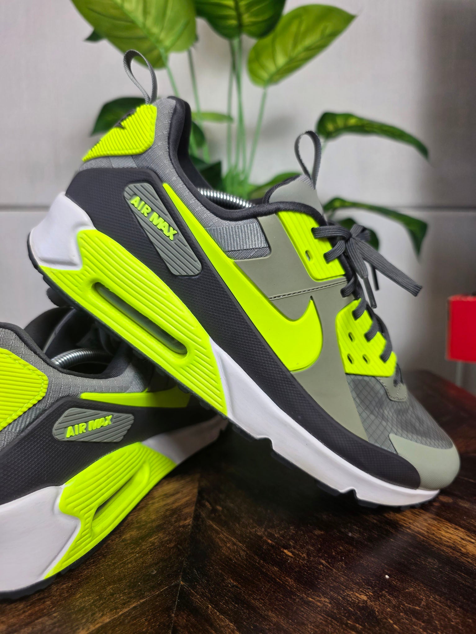 Nike Air Max 90 Drift Cargo Khaki Volt maat 46
