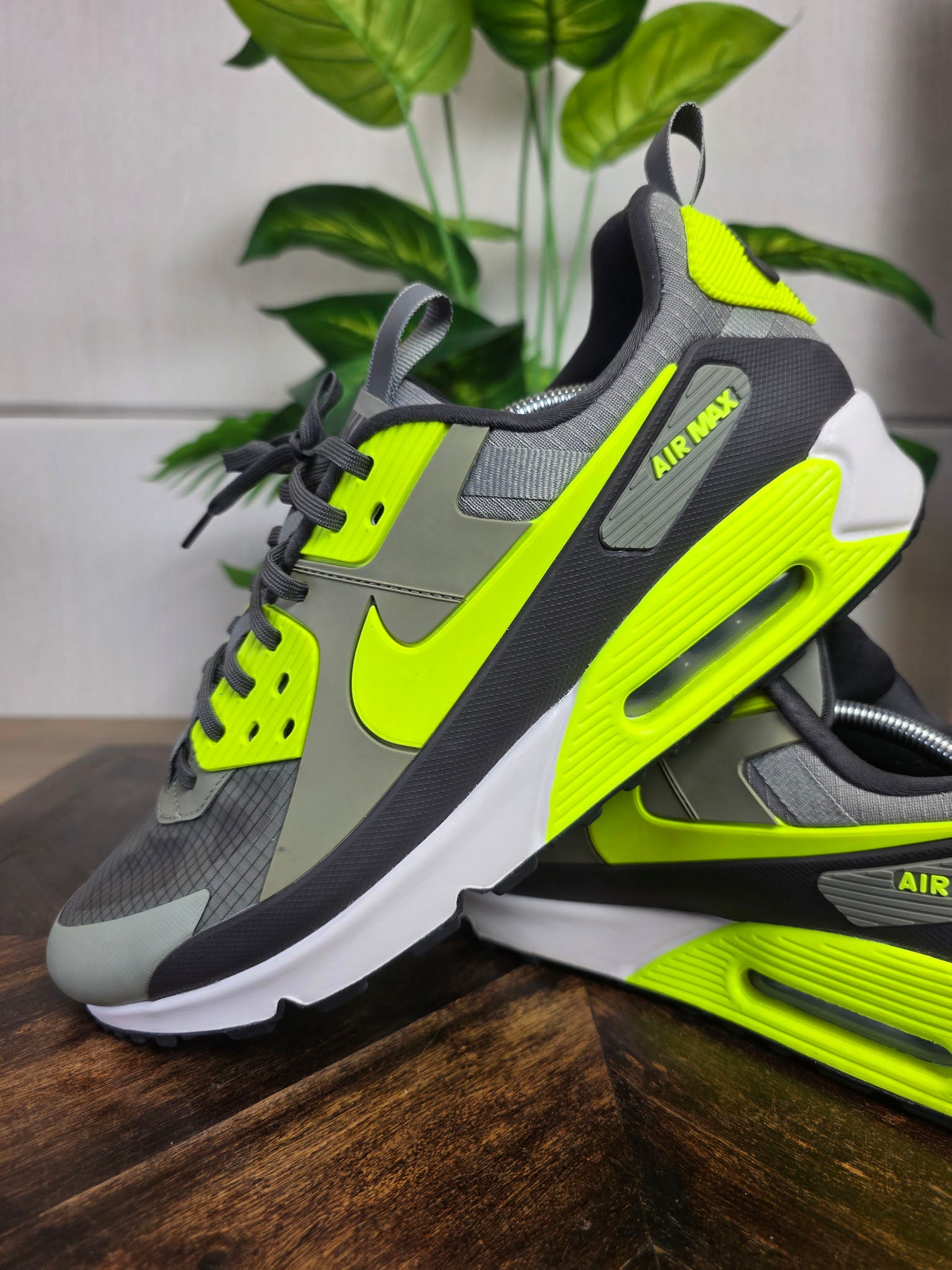 Nike Air Max 90 Drift Cargo Khaki Volt maat 46