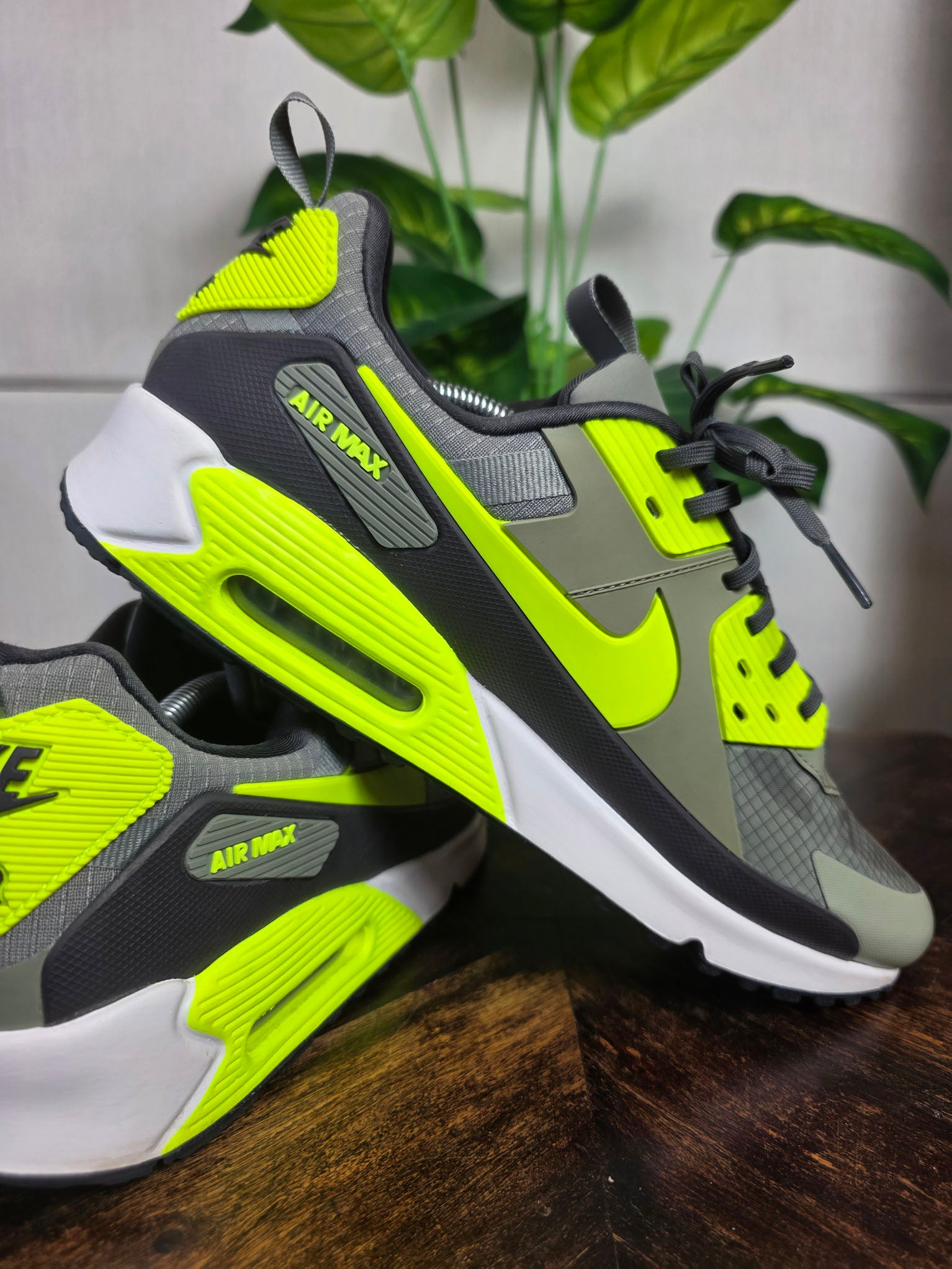 Nike Air Max 90 Drift Cargo Khaki Volt maat 46