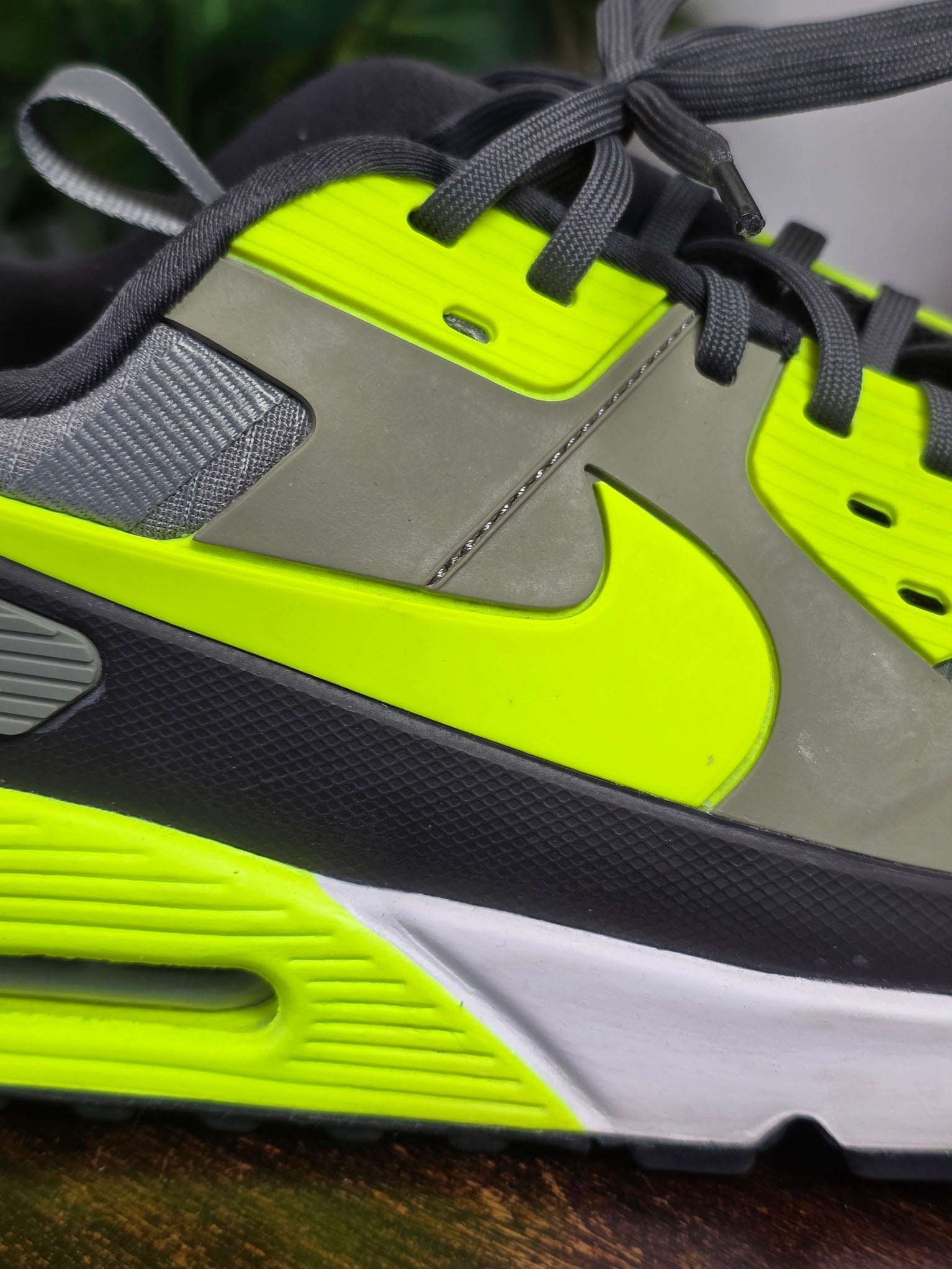 Nike Air Max 90 Drift Cargo Khaki Volt maat 46