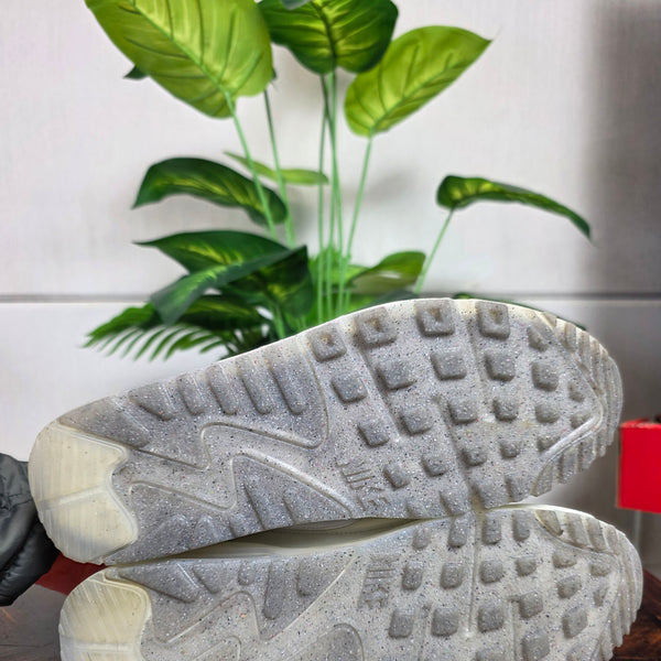 Nike Air Max 90 Terrascape Triple White maat 43