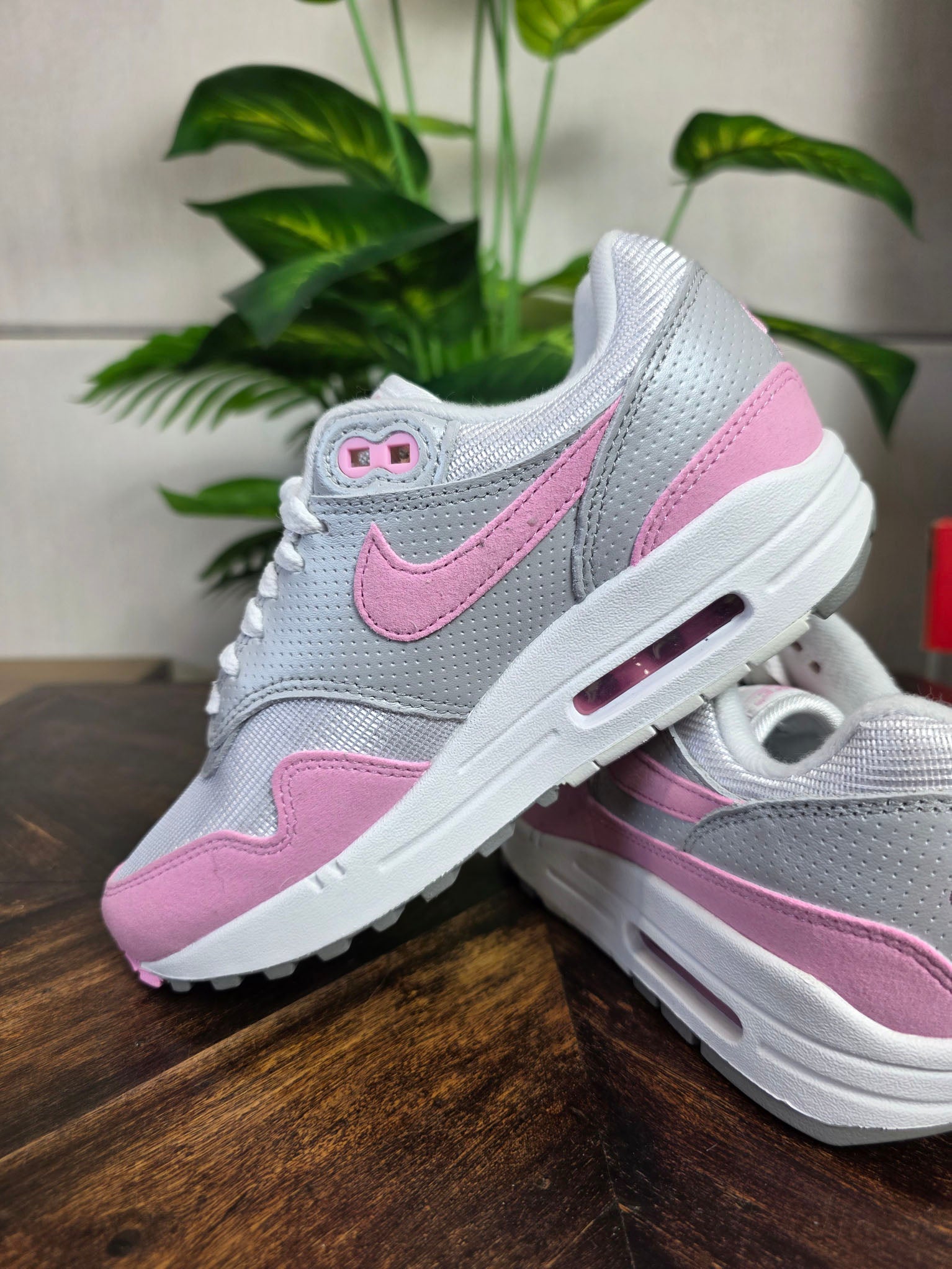 Nike Air Max 1 Pink Rise maat 35,5