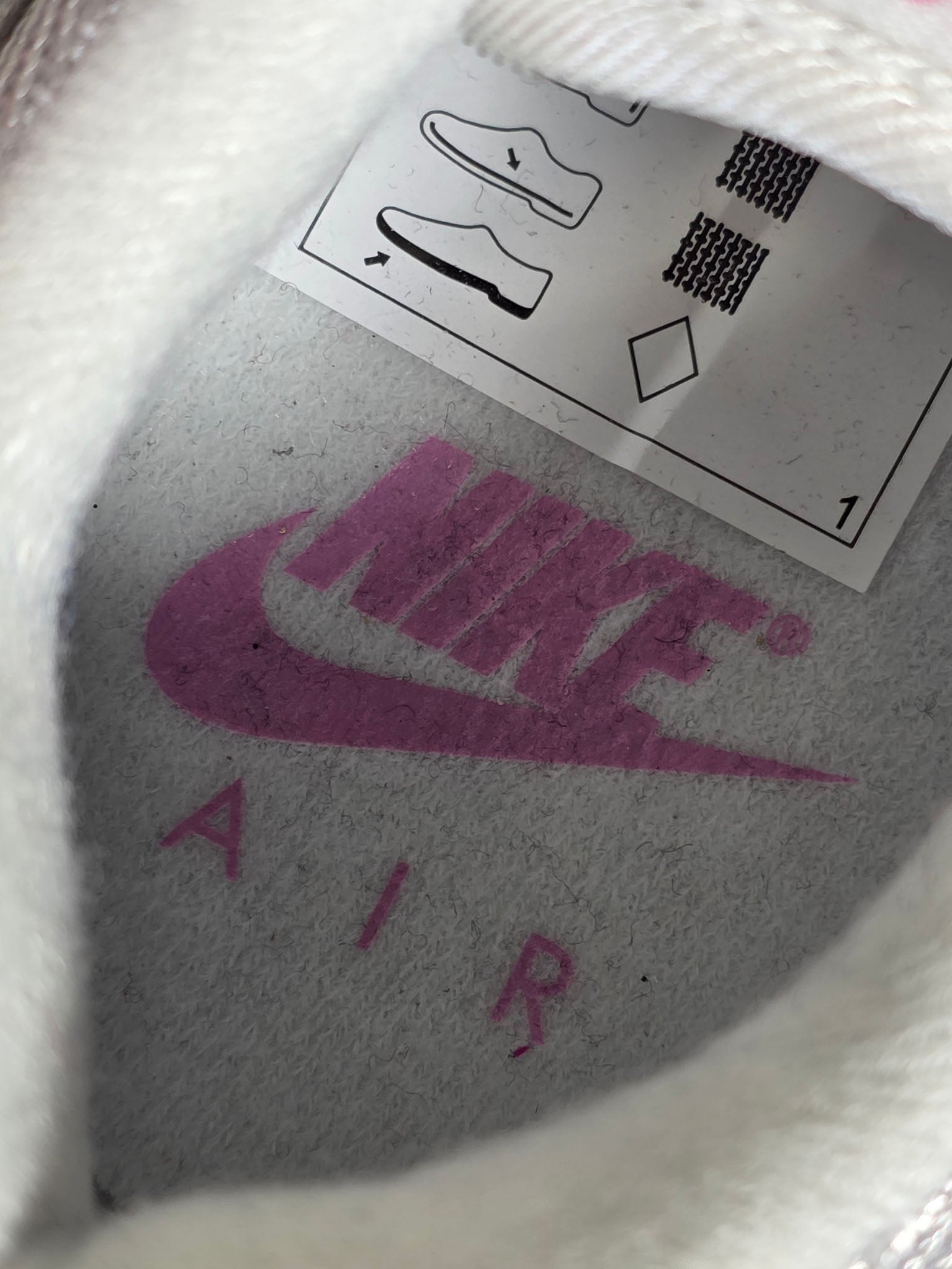 Nike Air Max 1 Pink Rise maat 35,5