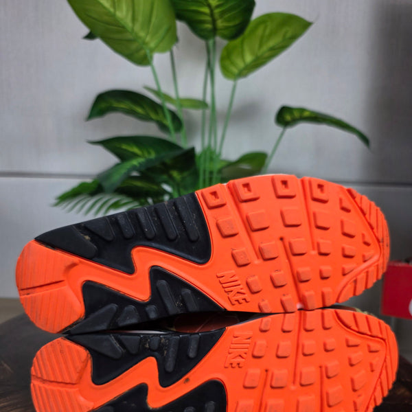 Nike Air Max 90 Camo Orange maat 44,5