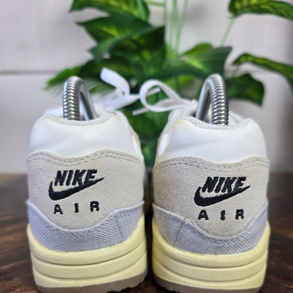 Nike Air Max 1 Crepe Light Bone maat 38