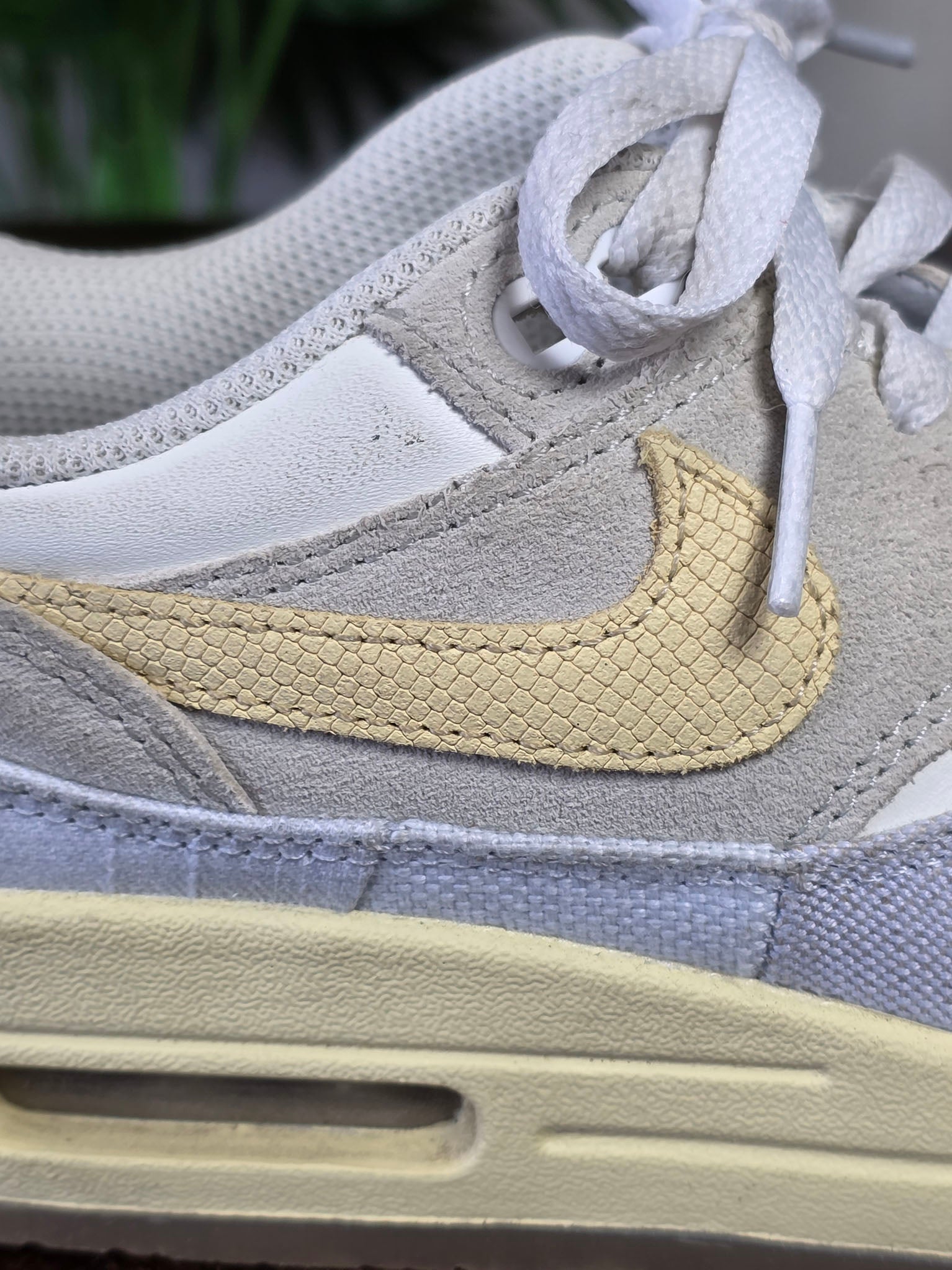 Nike Air Max 1 Crepe Light Bone maat 38