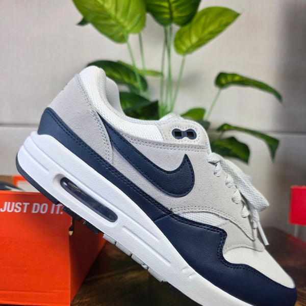 Nike Air Max 1 Essential 