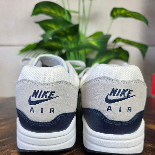 Nike Air Max 1 Essential 