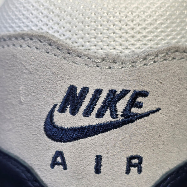 Nike Air Max 1 Essential 