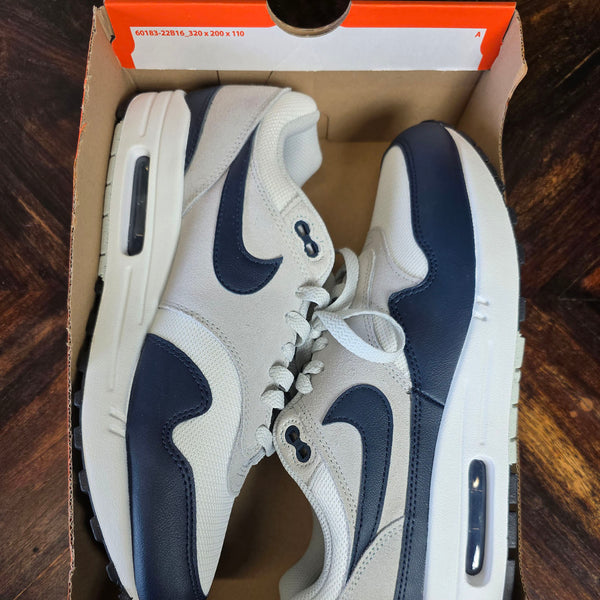 Nike Air Max 1 Essential 