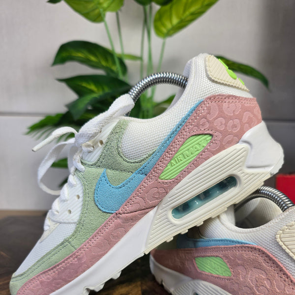 Nike Air Max 90 WMNS Easter Leopard maat 40,5