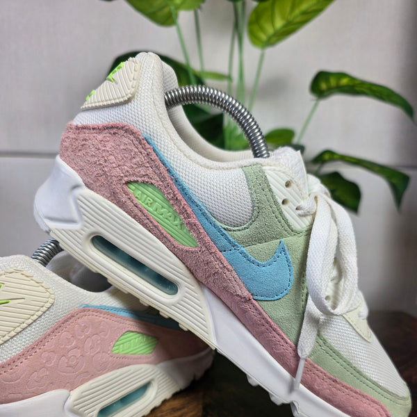 Nike Air Max 90 WMNS Easter Leopard maat 40,5