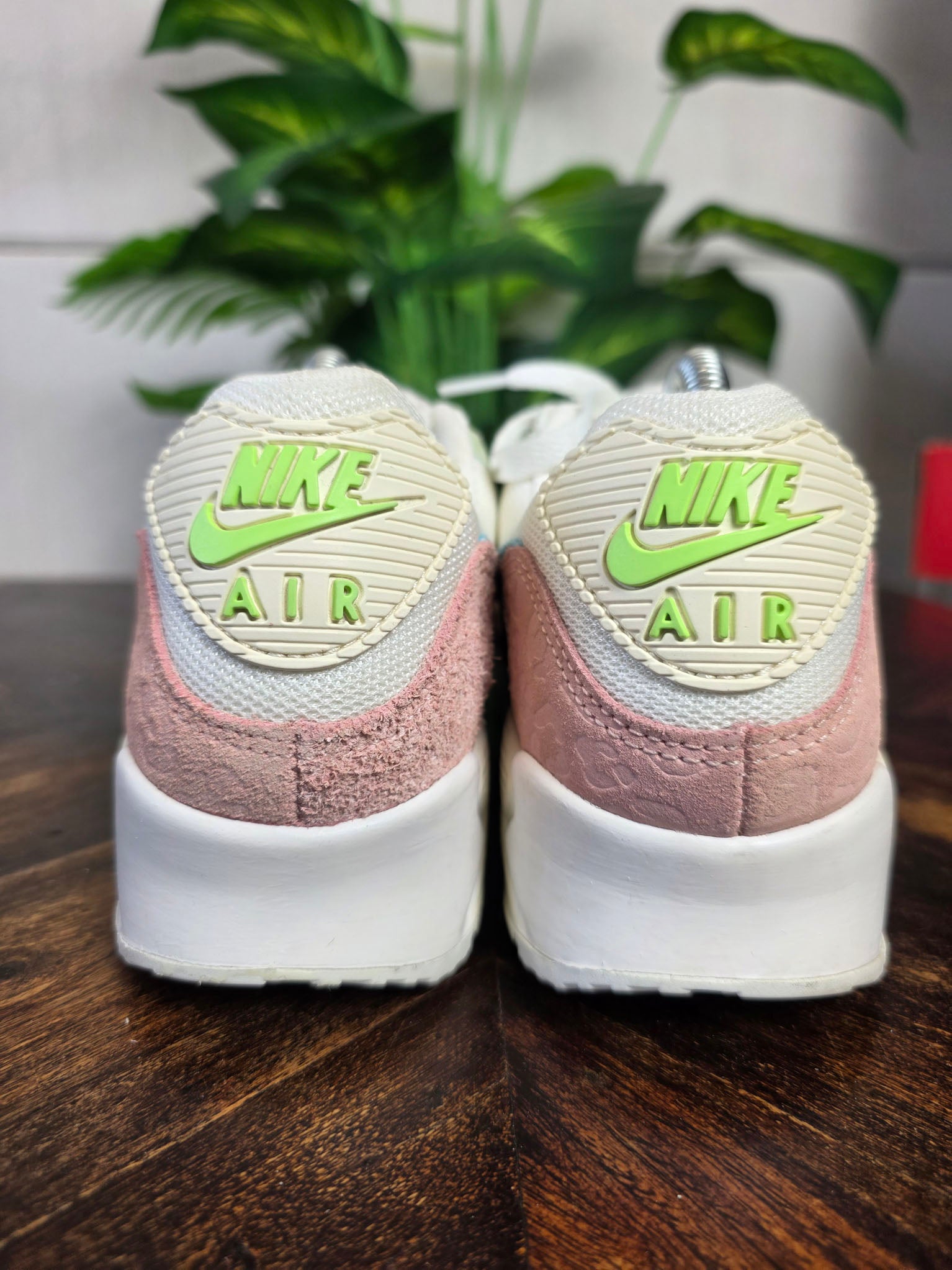 Nike Air Max 90 WMNS Easter Leopard maat 40,5