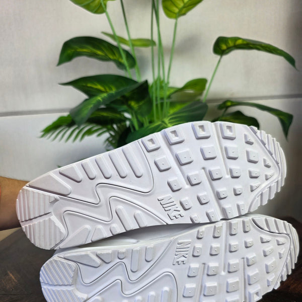 Nike Air Max 90 Futura Triple White maat 42