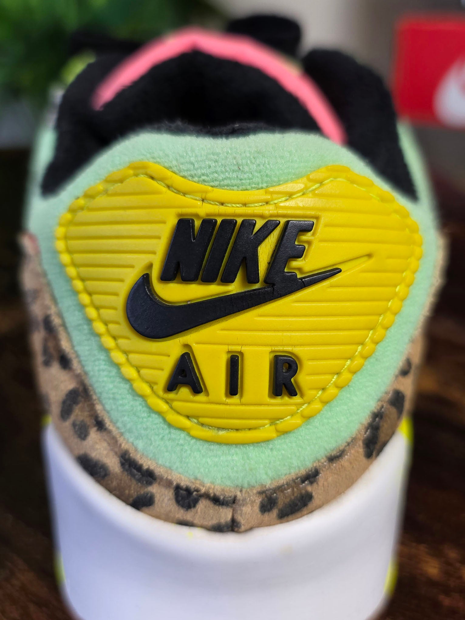 Nike Air Max 90 LX Dancefloor maat 42,5