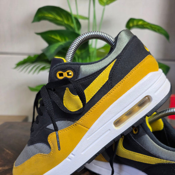 Nike Air Max 1 Dark Stucco maat 38,5