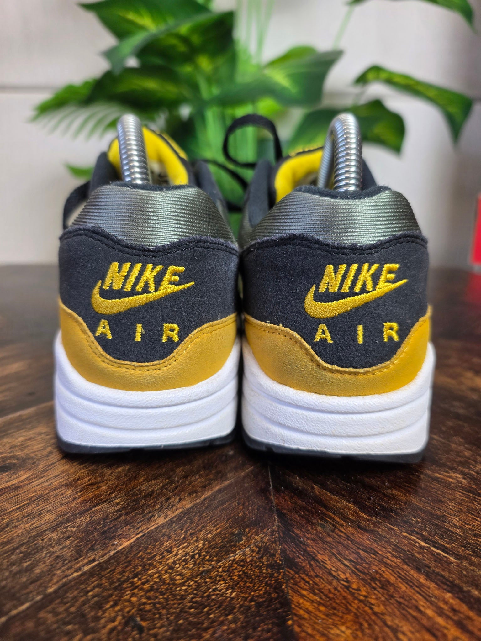 Nike Air Max 1 Dark Stucco maat 38,5