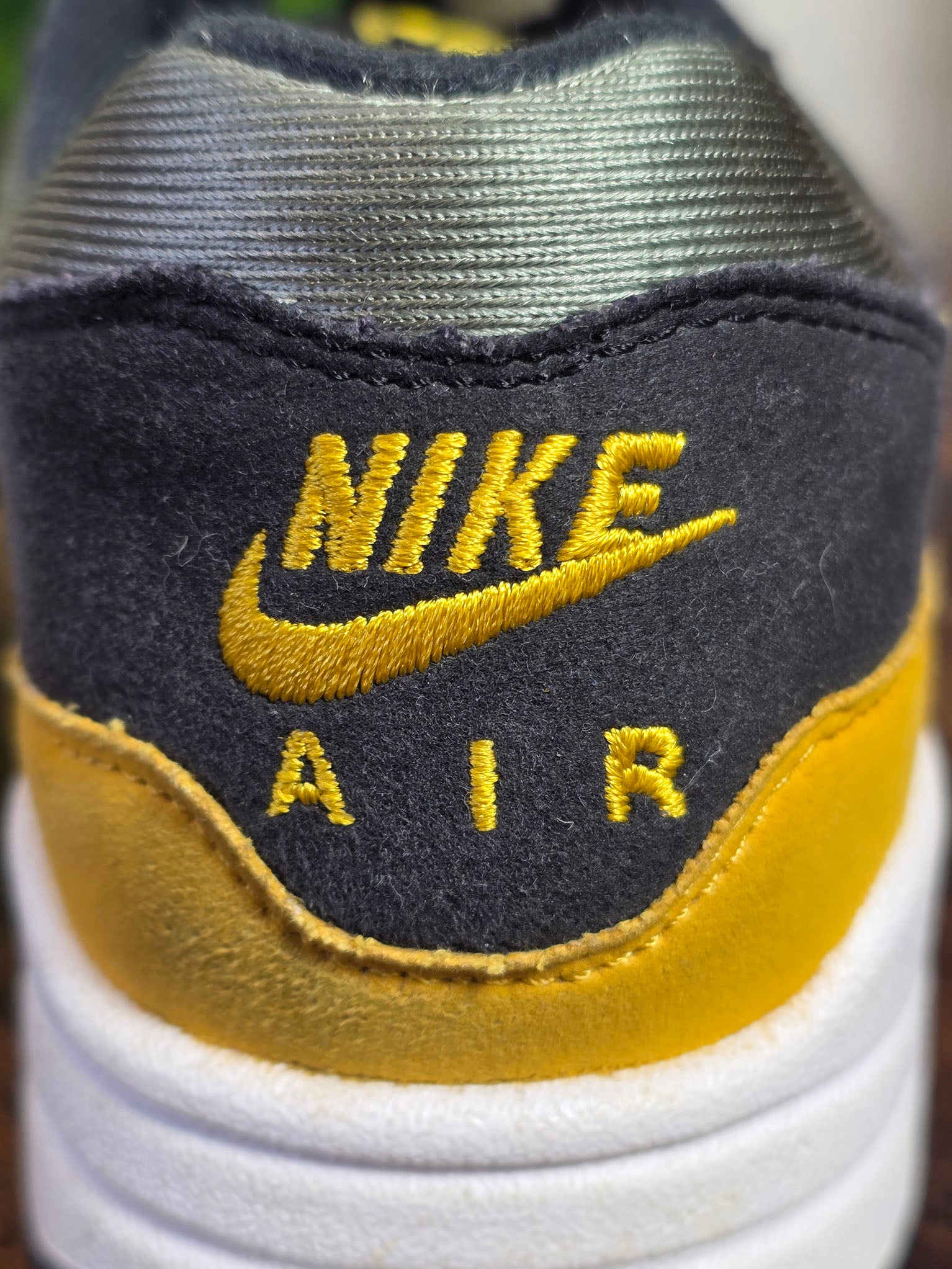 Nike Air Max 1 Dark Stucco maat 38,5