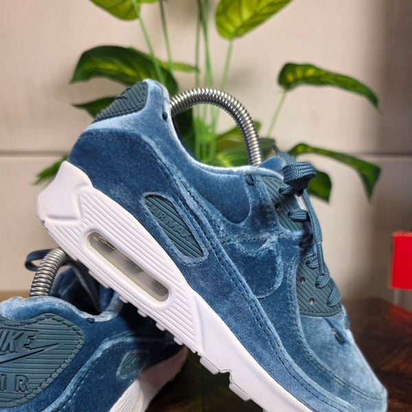 Nike Air Max 90 Lucky Charms Ash Green maat 38