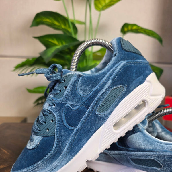 Nike Air Max 90 Lucky Charms Ash Green maat 38