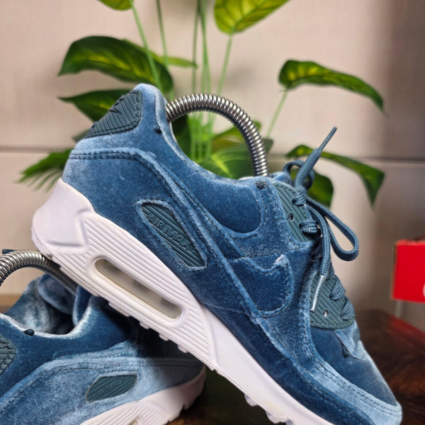 Nike Air Max 90 Lucky Charms Ash Green maat 38