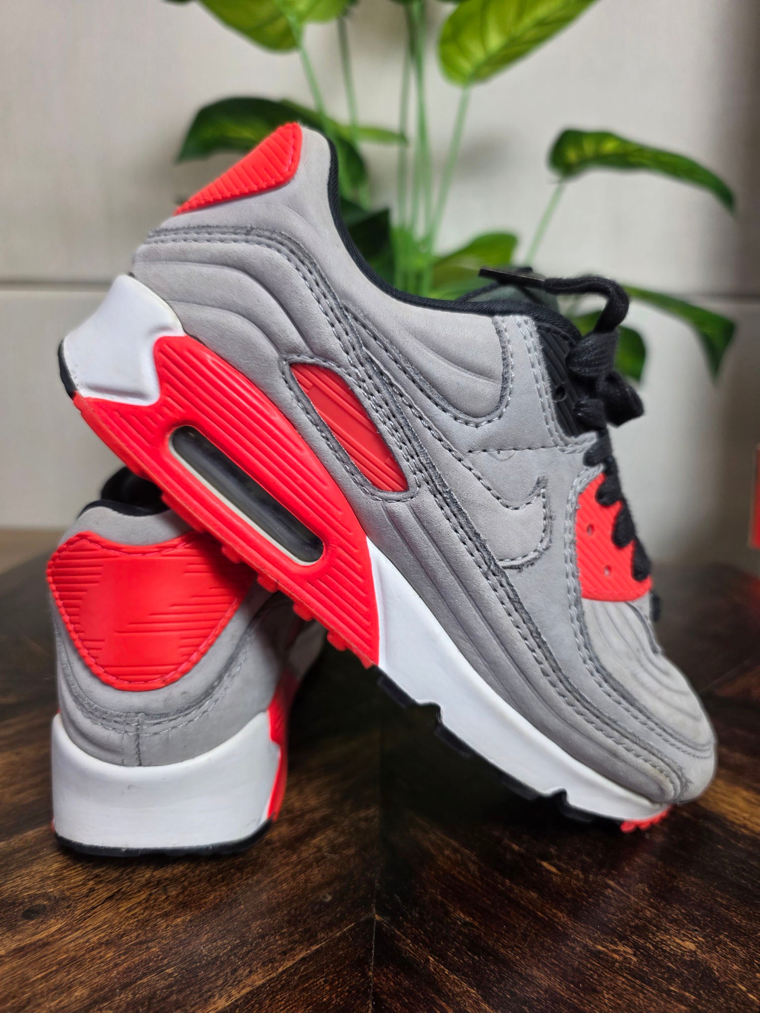 Nike Air Max 90 Lux Bright Crimson maat 39