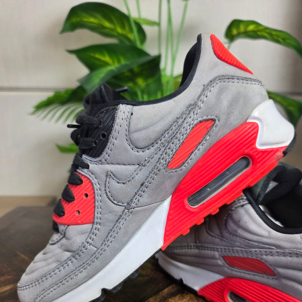 Nike Air Max 90 Lux Bright Crimson maat 39