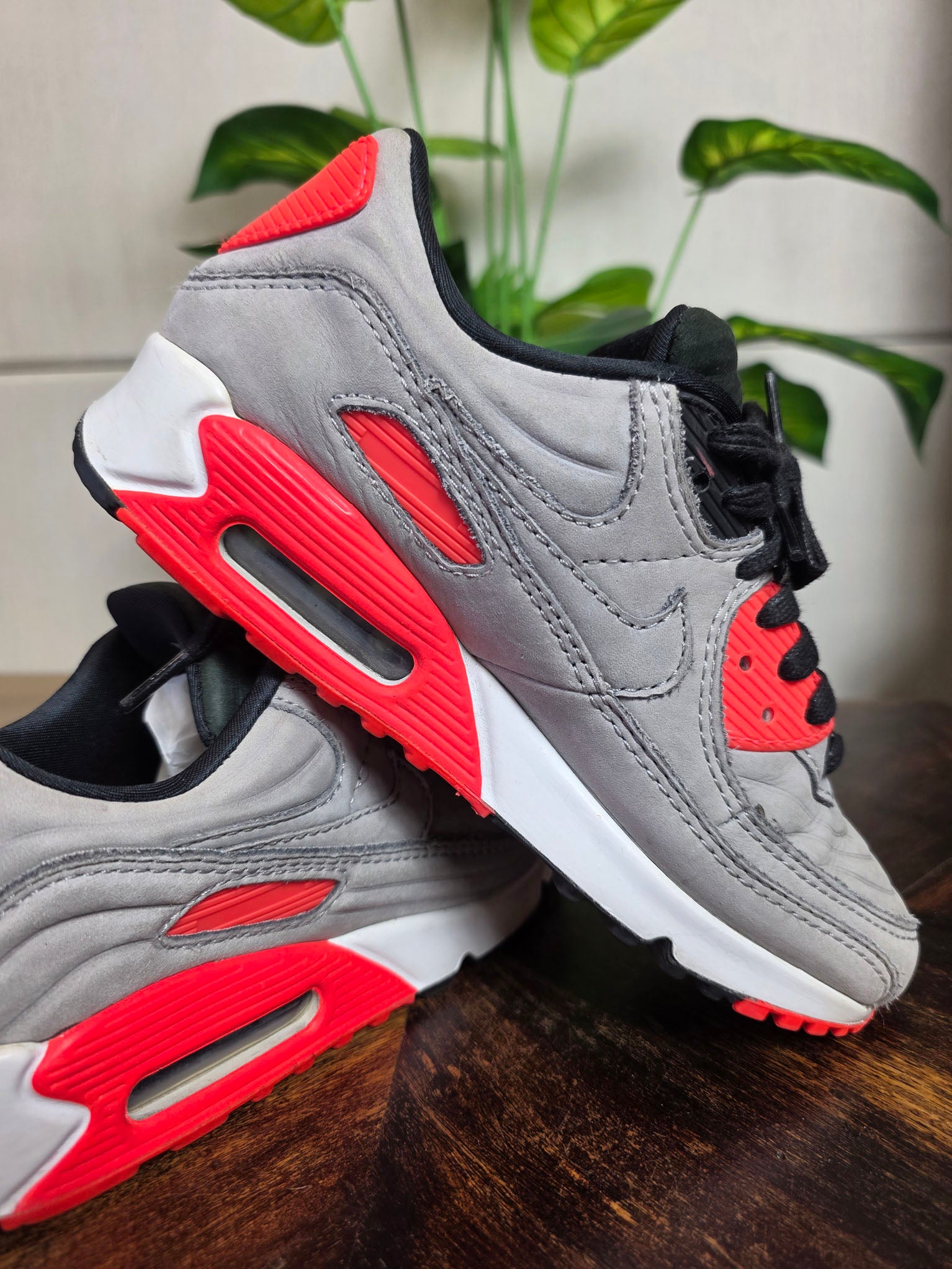 Nike Air Max 90 Lux Bright Crimson maat 39