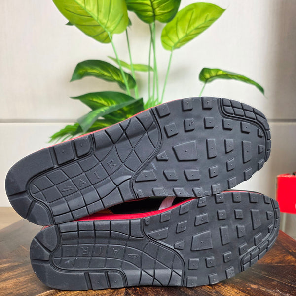 Nike Air Max 1 Black Red Yellow maat 48,5