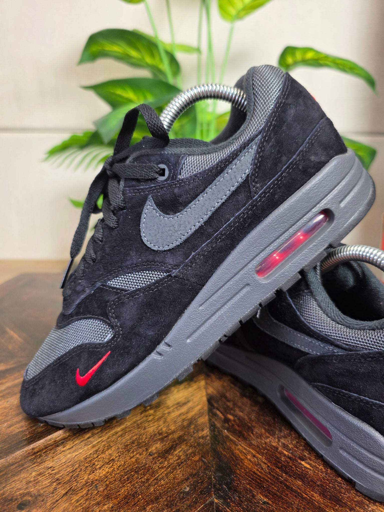 Nike Air Max 1 "Anthracite Bred" maat 40,5