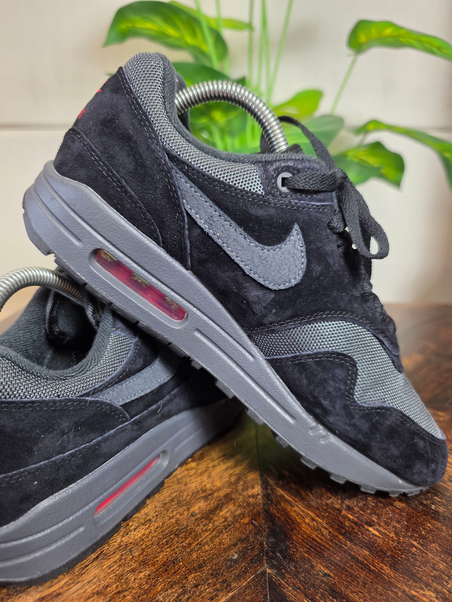 Nike Air Max 1 "Anthracite Bred" maat 40,5