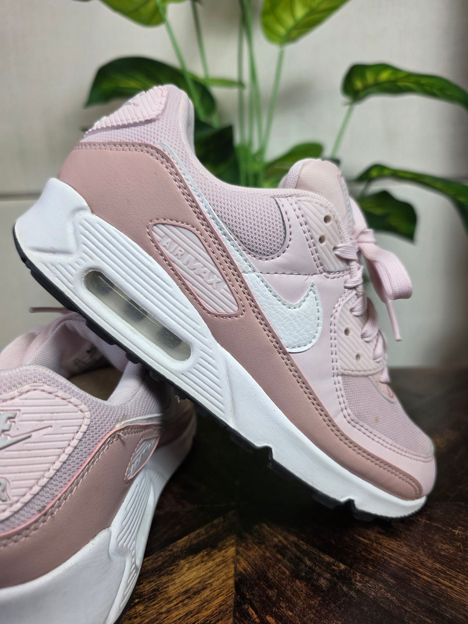 Nike Air Max 90 Barely Rose Pink maat 40