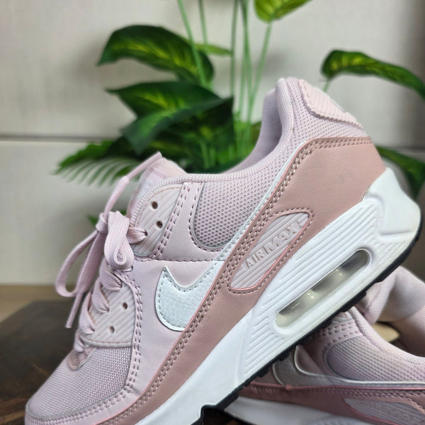 Nike Air Max 90 Barely Rose Pink maat 40