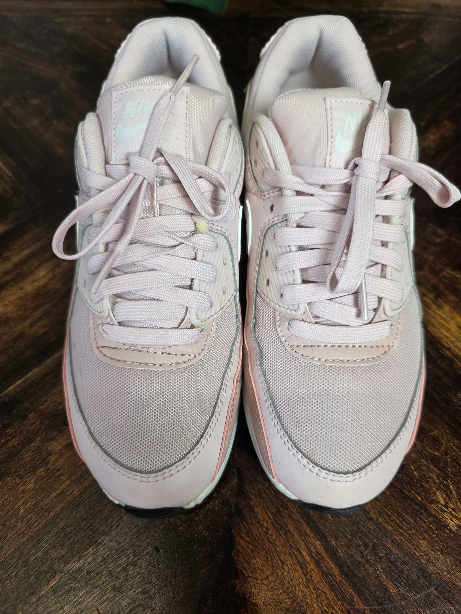 Nike Air Max 90 Barely Rose Pink maat 40