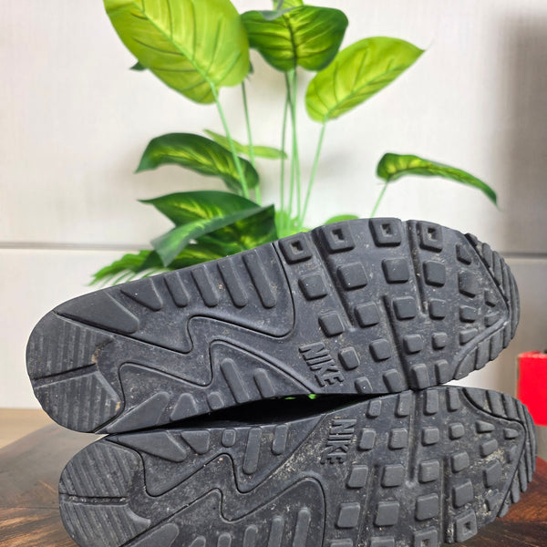 Nike Air Max 90 Triple Black maat 46