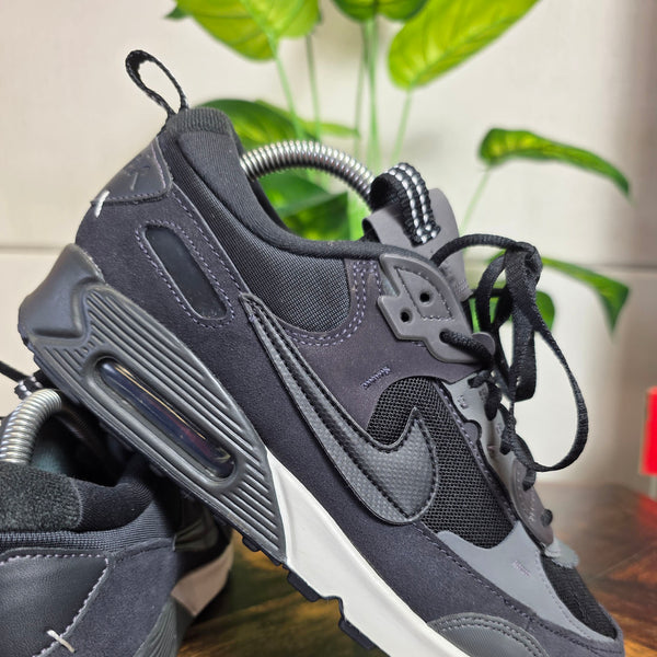Nike Air Max 90 Futura Black White maat 40