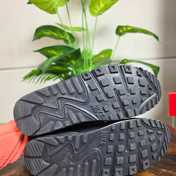 Nike Air Max 90 Futura Black White maat 40