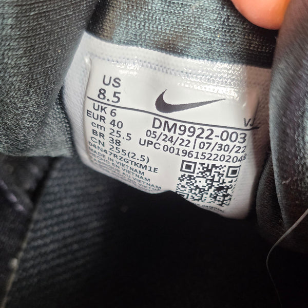 Nike Air Max 90 Futura Black White maat 40