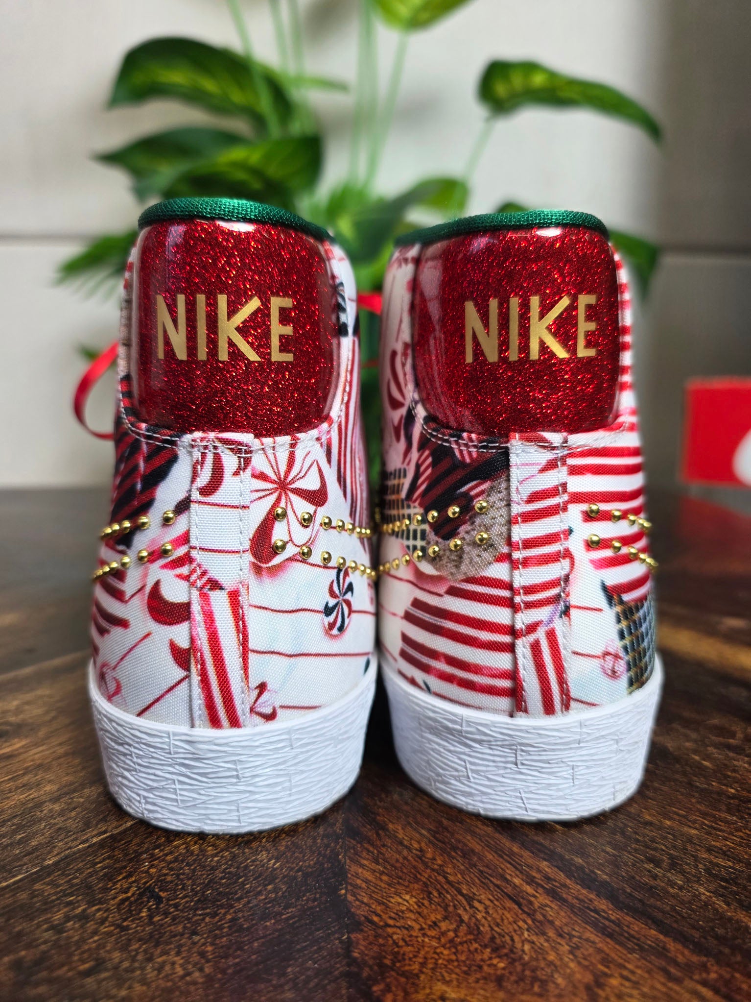 Nike Blazer Mid Christmas Gift Wrapped maat 40,5