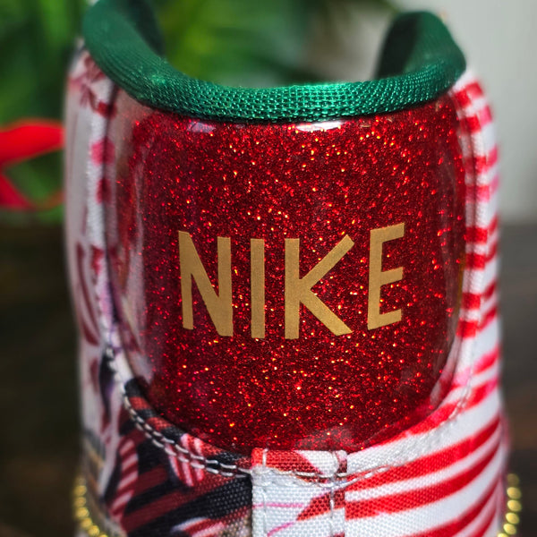 Nike Blazer Mid Christmas Gift Wrapped maat 40,5