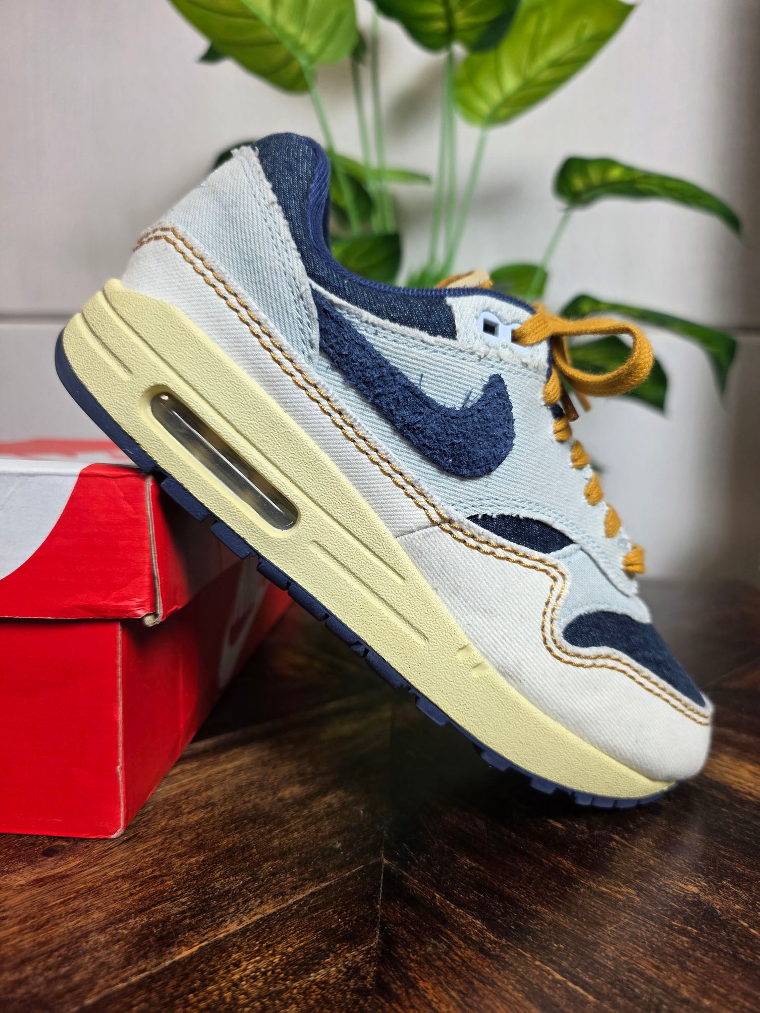 Nike Air Max 1 '87 Denim Aura maat 38,5