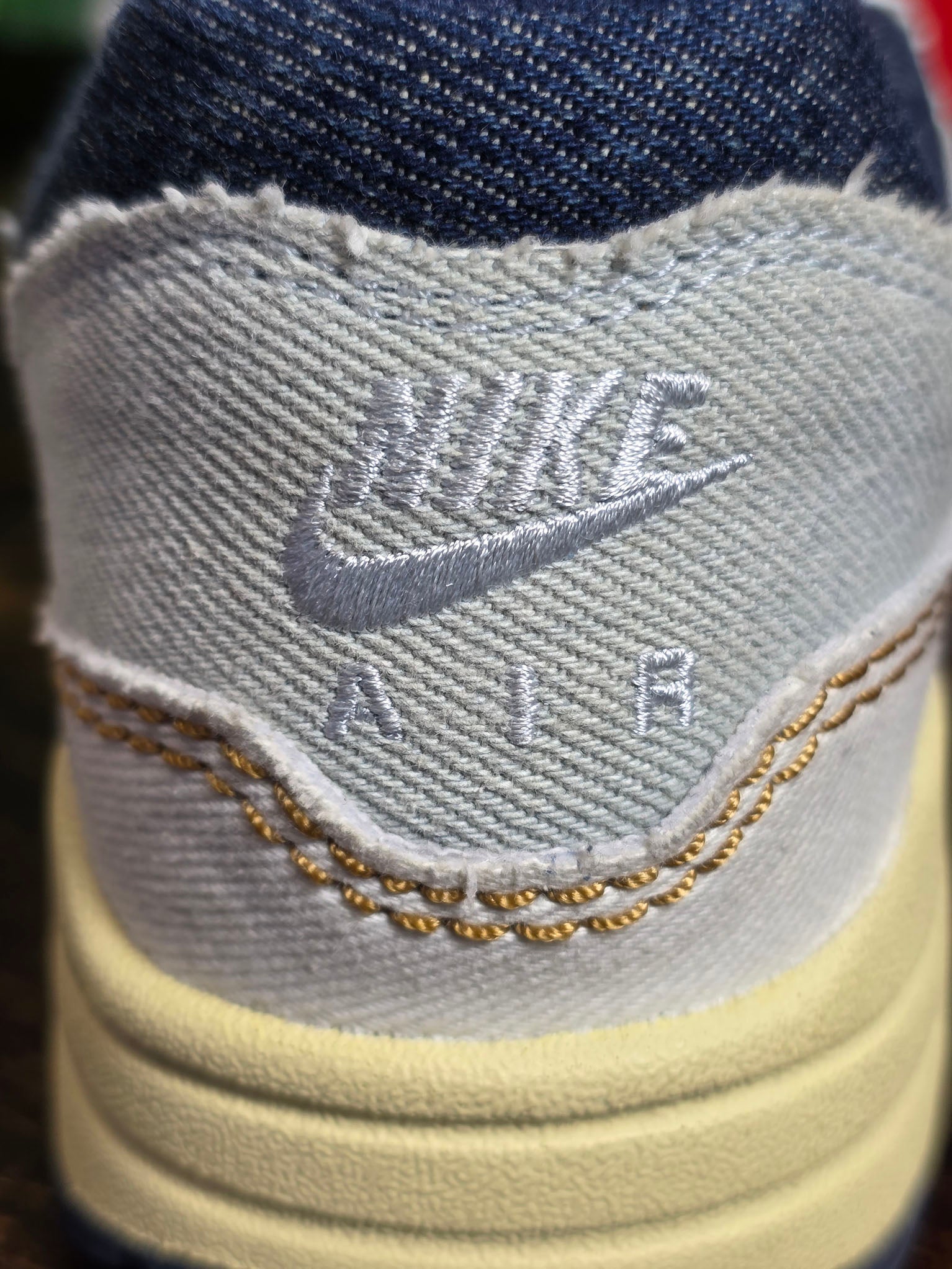 Nike Air Max 1 '87 Denim Aura maat 38,5