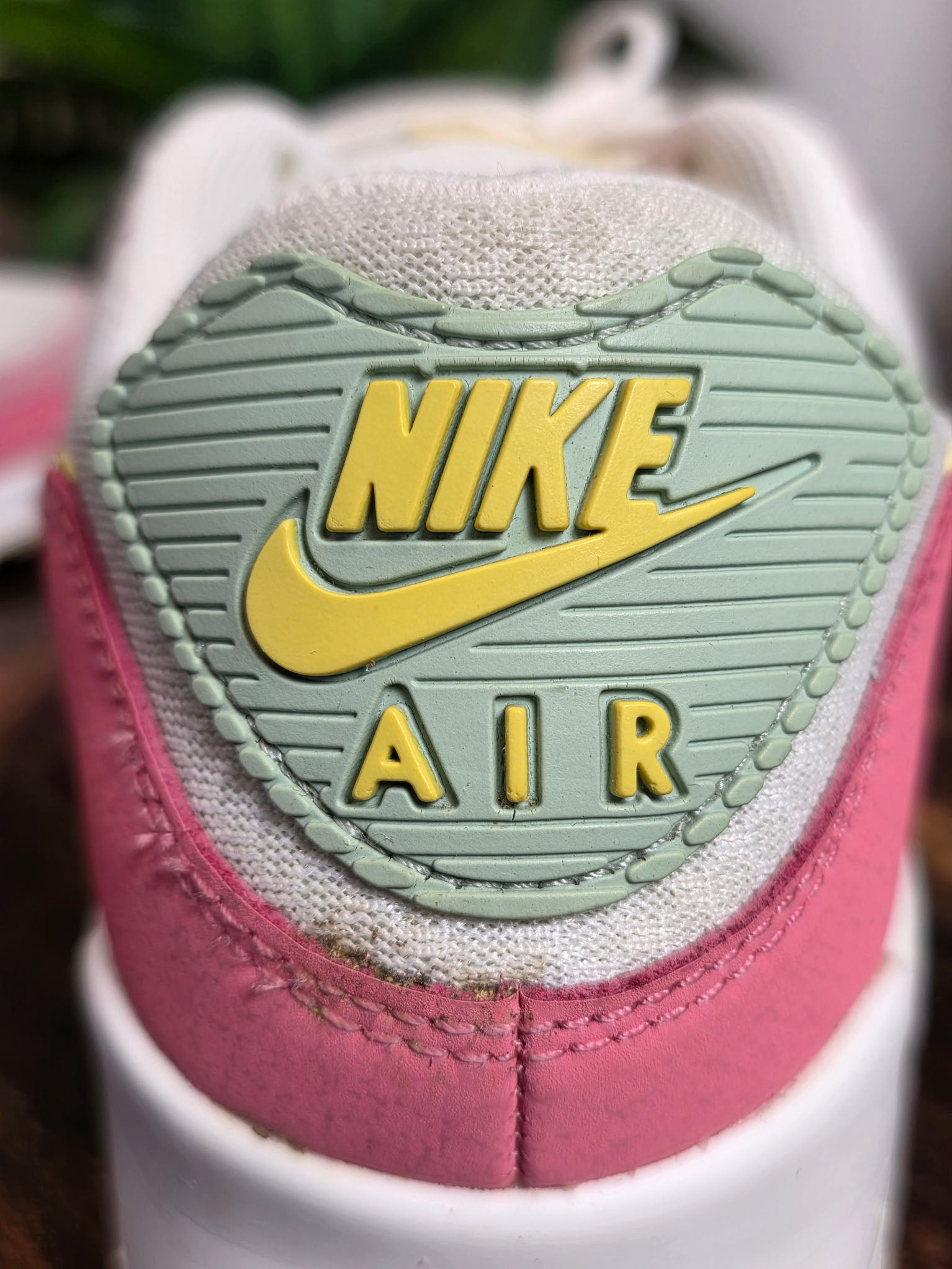 Nike Air Max 90 Pink Salt maat 42